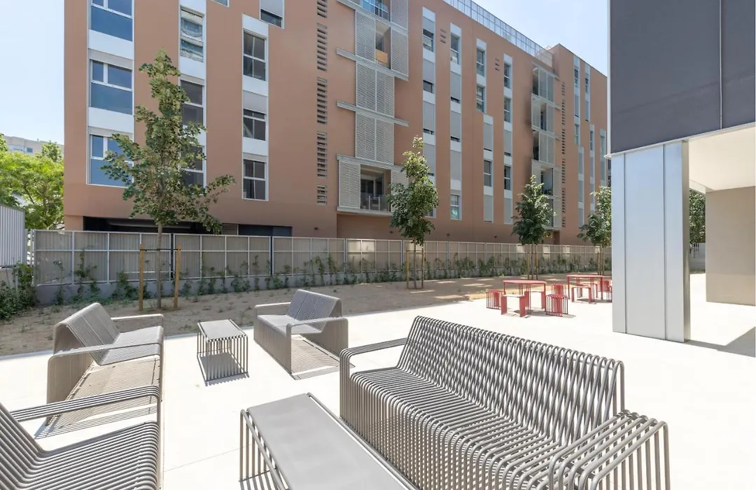 Micampus Barcelona Student Residence-1